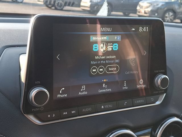 Used 2025 Nissan Sentra SV FWD image 17