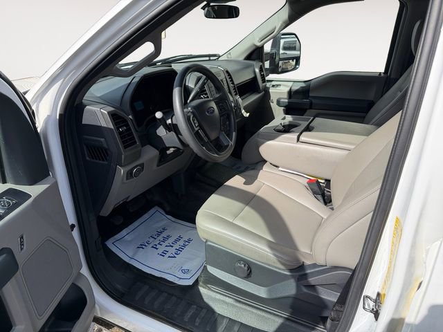 Used 2022 Ford F250 XL w/ Power Equipment Group image 9