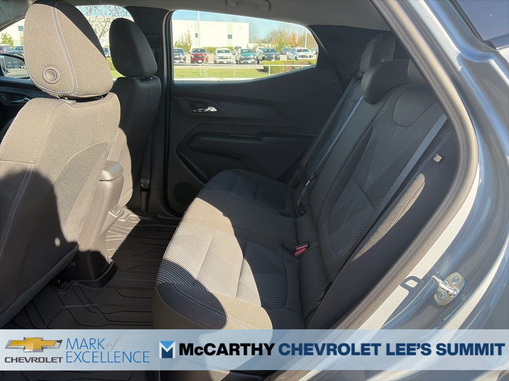 New 2027 Chevrolet Bolt LT w/ Comfort Package FWD image 39