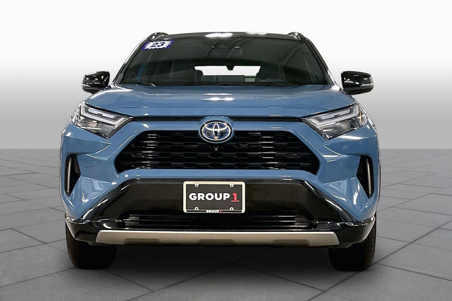 Used 2023 Toyota RAV4 XSE AWD/4WD image 4