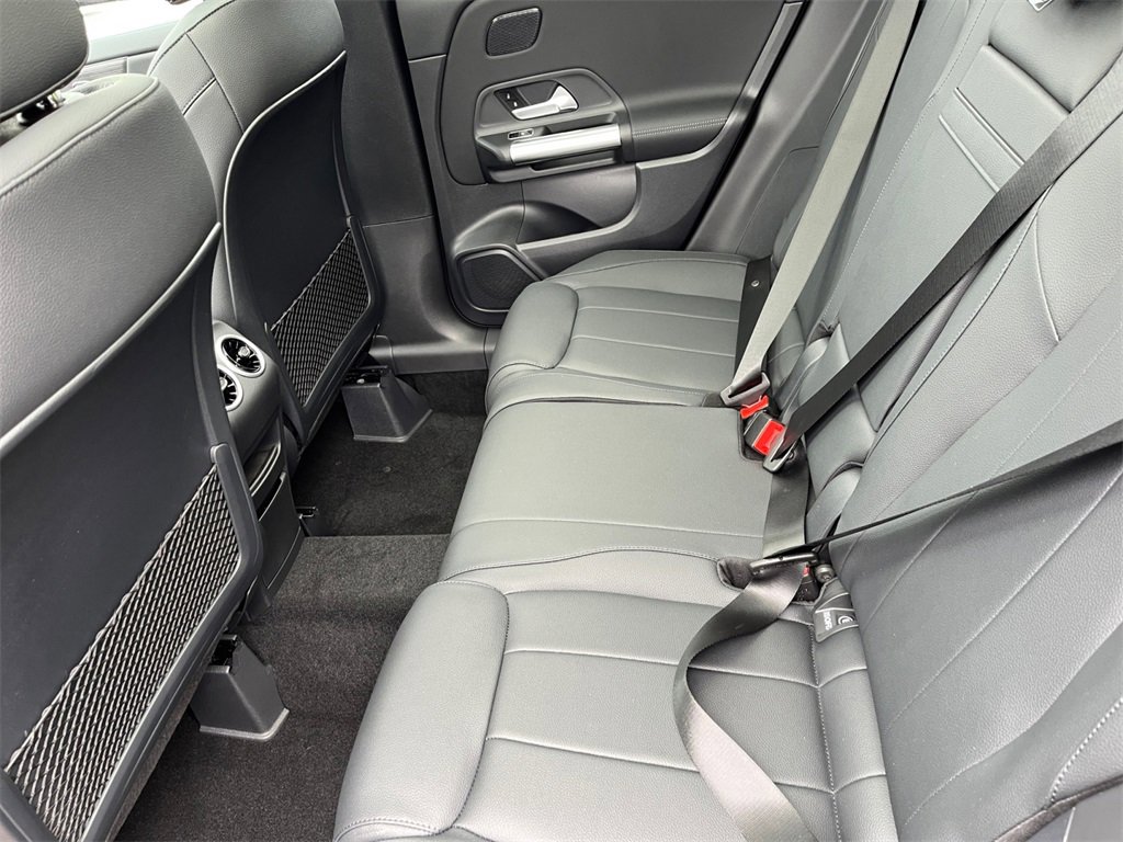 New 2026 Mercedes-Benz GLA 250 GLA 250 image 8