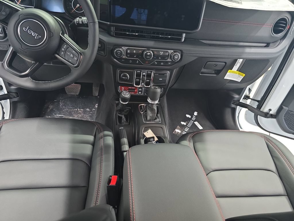 New 2026 Jeep Wrangler Unlimited Rubicon AWD/4WD image 37