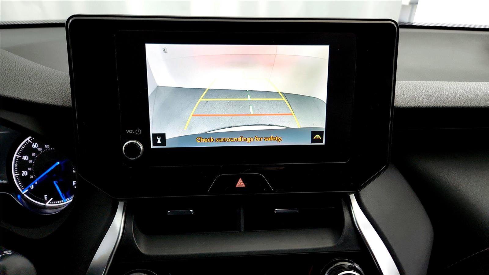 Certified 2024 Toyota Venza LE image 30