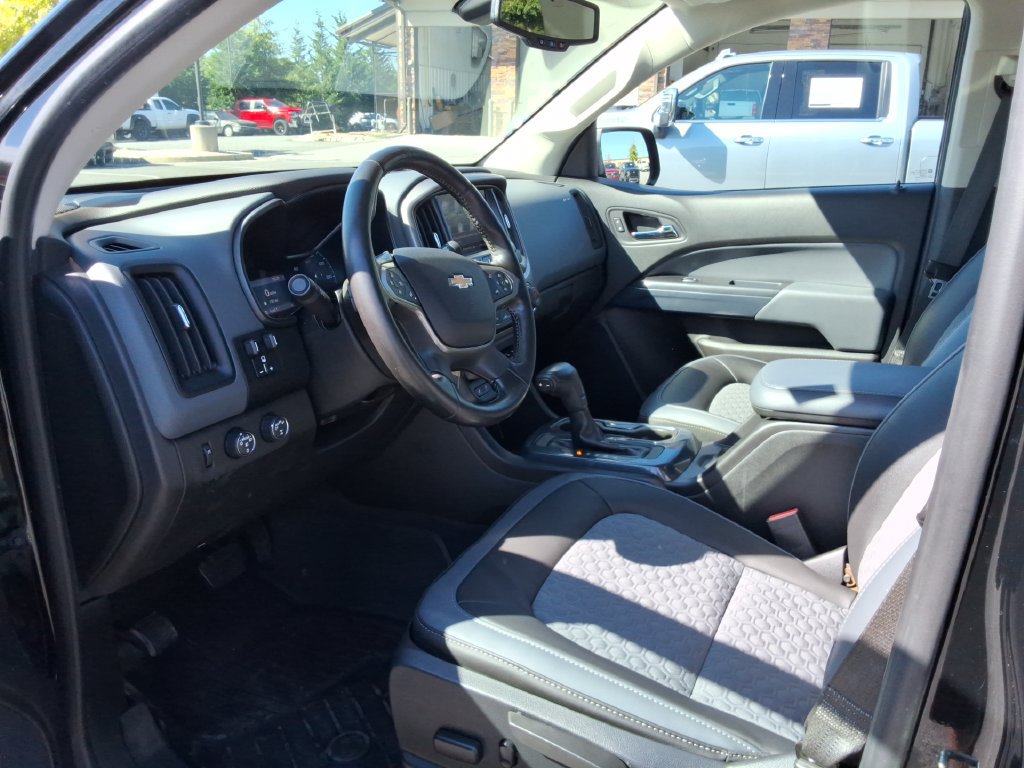 Certified 2019 Chevrolet Colorado Z71 w/ Z71 Midnight Edition AWD/4WD image 13