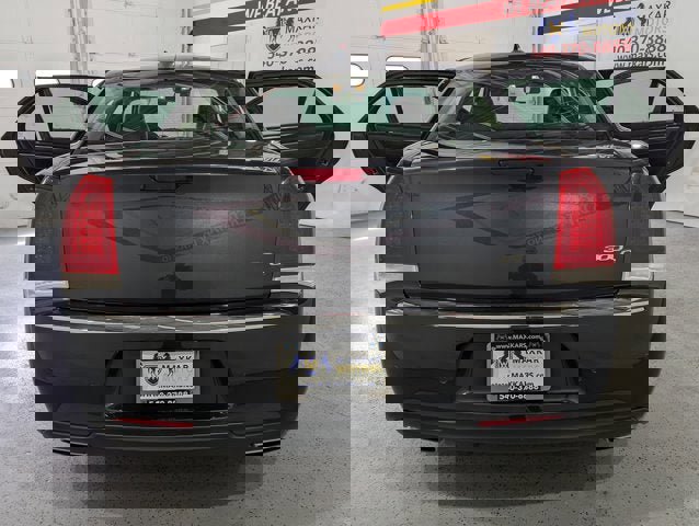 Used 2017 Chrysler 300 C w/ Safetytec Plus Group image 14