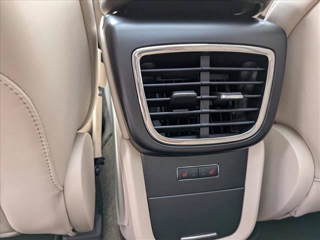 Used 2018 Lincoln MKX Reserve w/ Driver Assistance Package FWD image 19