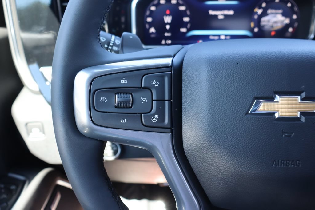 New 2026 Chevrolet Silverado 1500 LTZ w/ LTZ Premium Package AWD/4WD image 8
