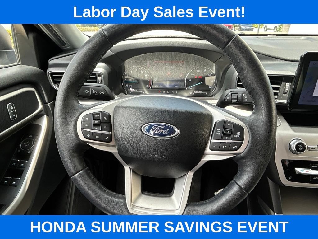 Used 2023 Ford Explorer XLT w/ Equipment Group 202A RWD image 20