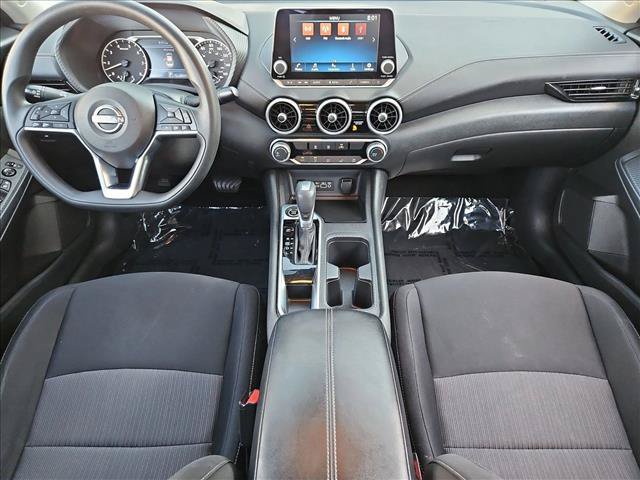 Used 2025 Nissan Sentra SV FWD image 17