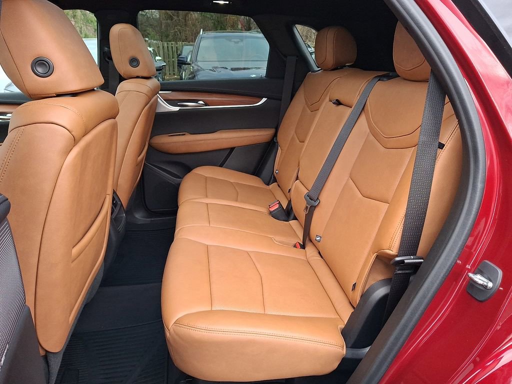 Used 2020 Cadillac XT5 Premium Luxury image 7