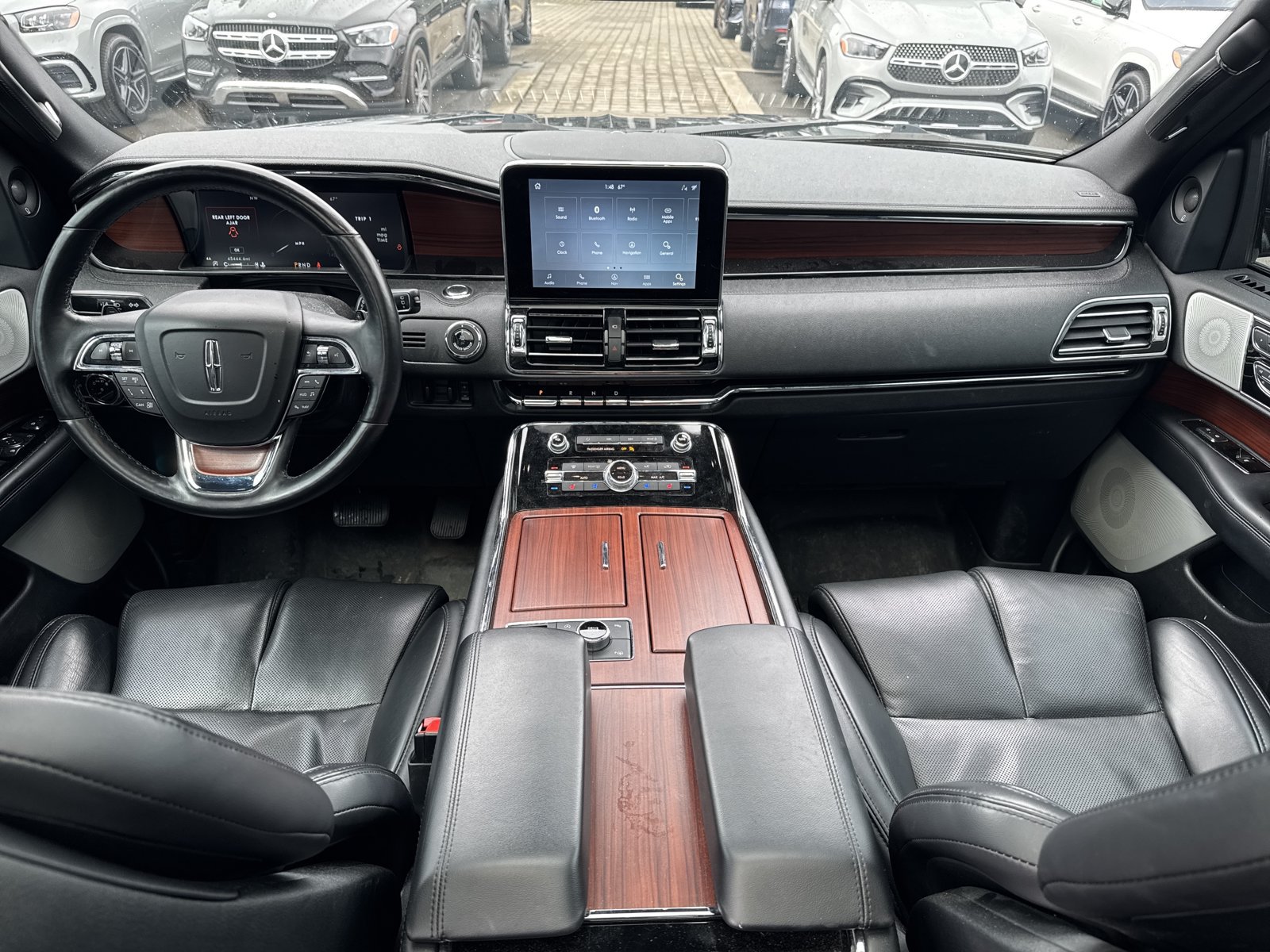 Used 2021 Lincoln Navigator Reserve AWD/4WD image 24