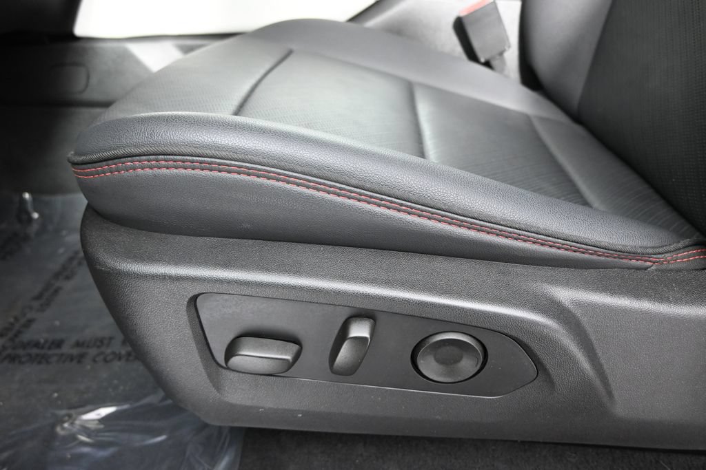 Used 2024 GMC Canyon AT4X w/ AT4X AEV Edition AWD/4WD image 21