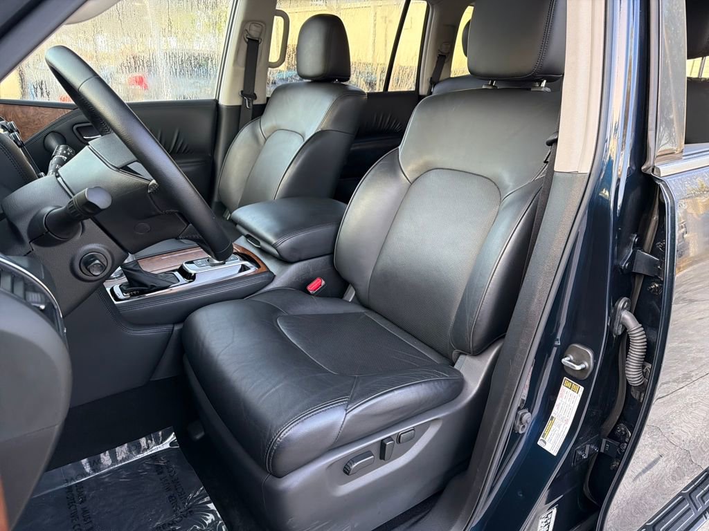 Used 2024 Nissan Armada SL w/ Captain's Chairs Package image 33