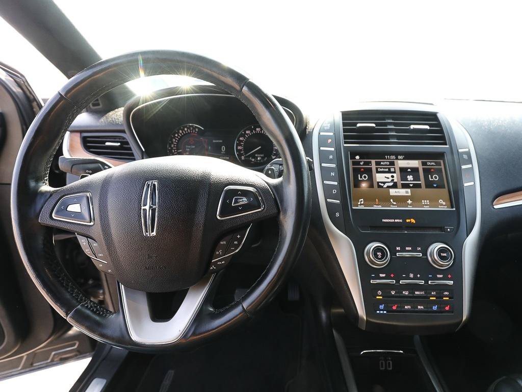 Used 2017 Lincoln MKC Reserve w/ Lincoln MKC Climate Package AWD/4WD image 14