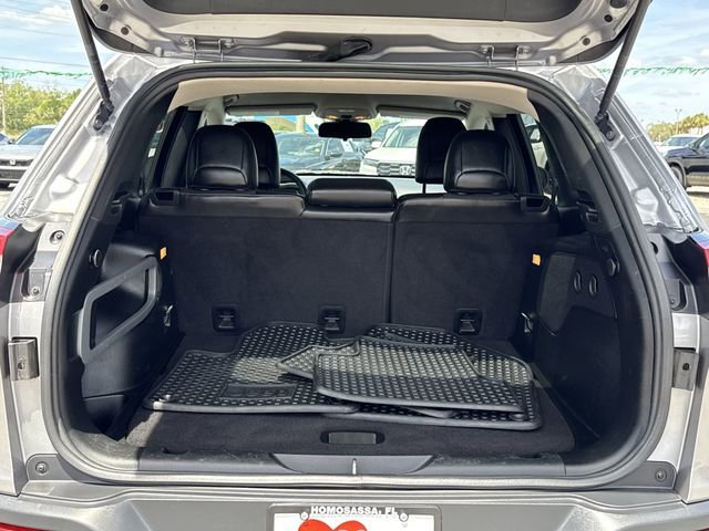 Used 2018 Jeep Cherokee Latitude Plus w/ Cold Weather Group image 16