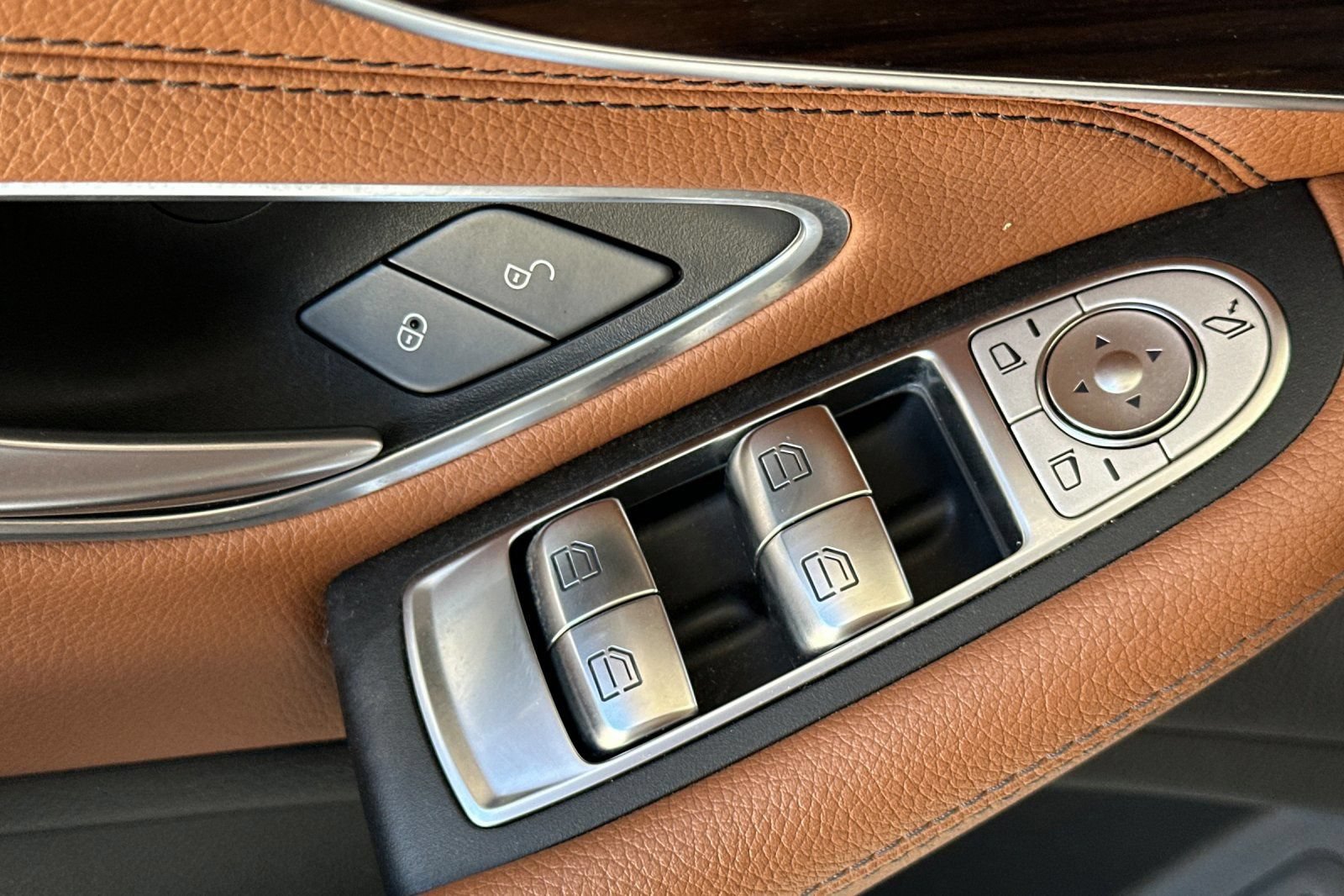 Certified 2022 Mercedes-Benz C 300 4MATIC Cabriolet image 14