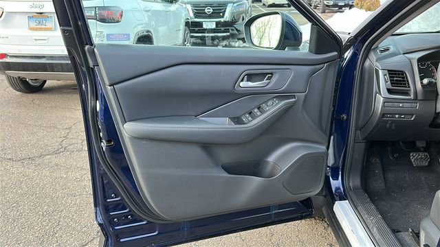 New 2026 Nissan Rogue SV w/ Cold Weather Package image 8