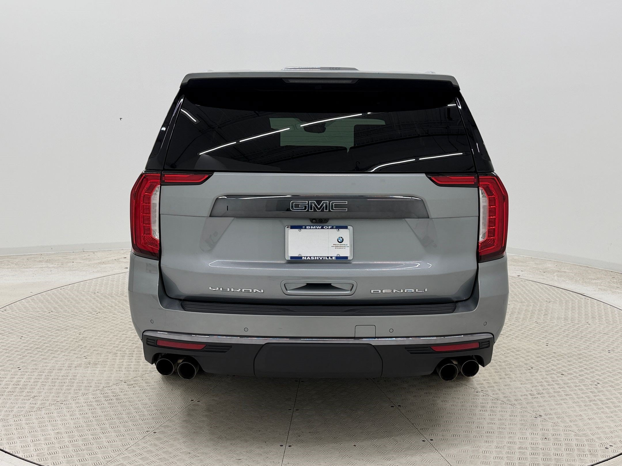 Used 2024 GMC Yukon Denali Ultimate AWD/4WD image 10