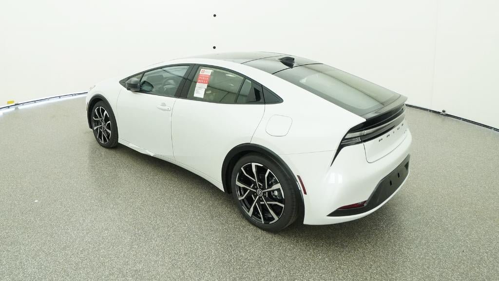 New 2026 Toyota Prius Plug-In Hybrid FWD image 40