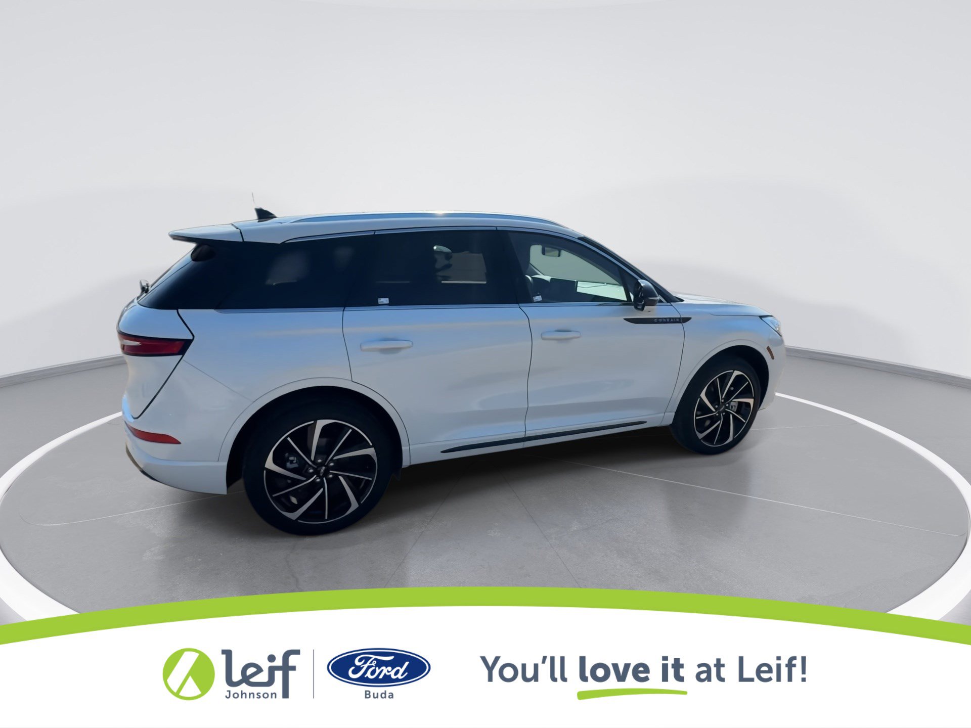 Used 2024 Lincoln Corsair Grand Touring w/ Equipment Group 301A image 12