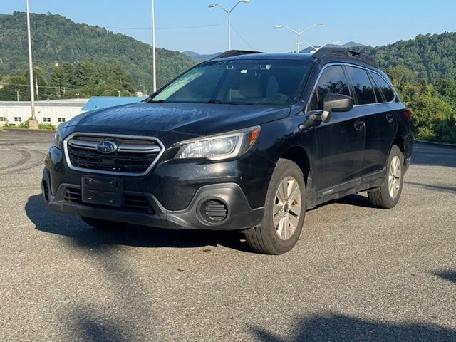 Used 2019 Subaru Outback 2.5i AWD/4WD image 3