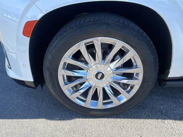 Used 2022 Cadillac Escalade ESV Premium Luxury w/ Performance Package AWD/4WD image 10