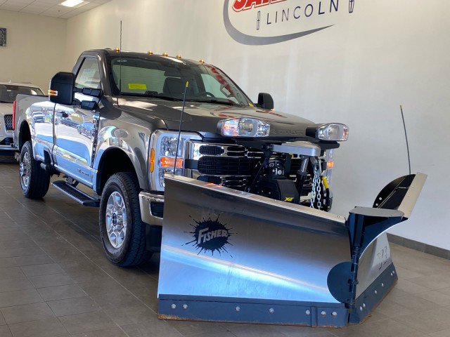 New 2026 Ford F350 XLT w/ Snow Plow/Camper Package AWD/4WD image 9