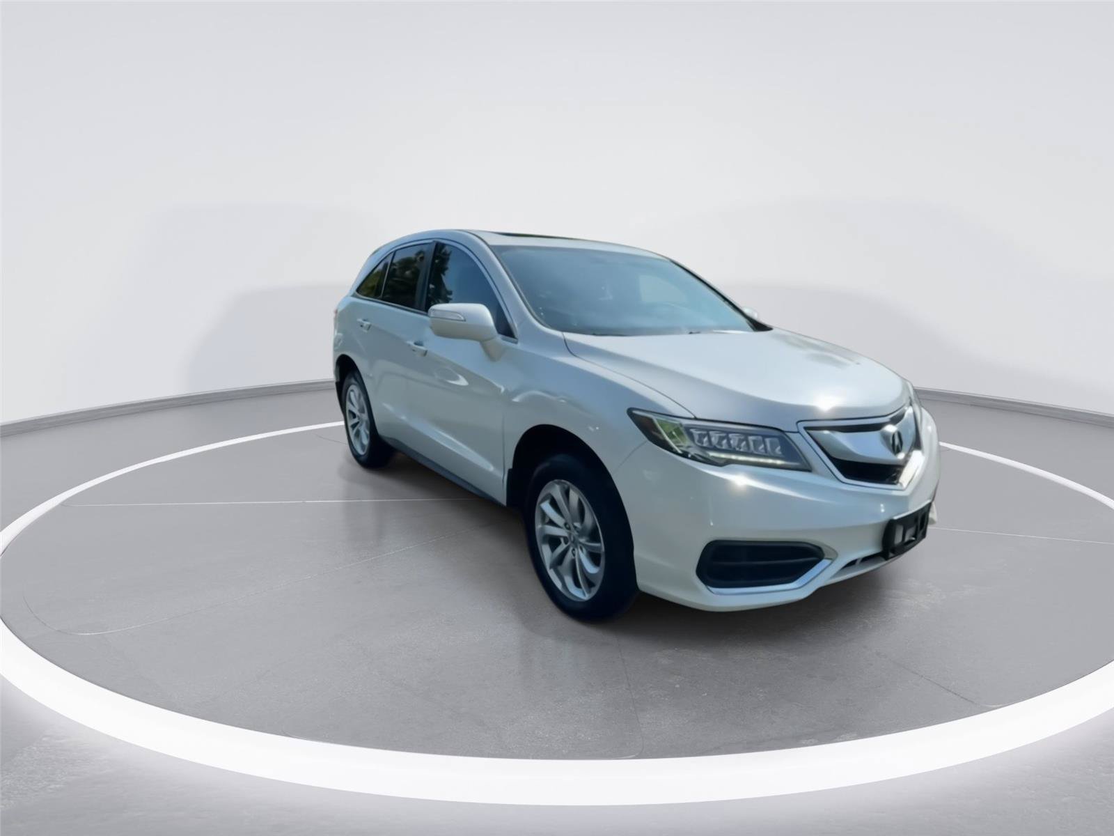 Used 2017 Acura RDX AWD image 2