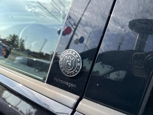 Used 2024 Volkswagen Tiguan Wolfsburg Edition image 20