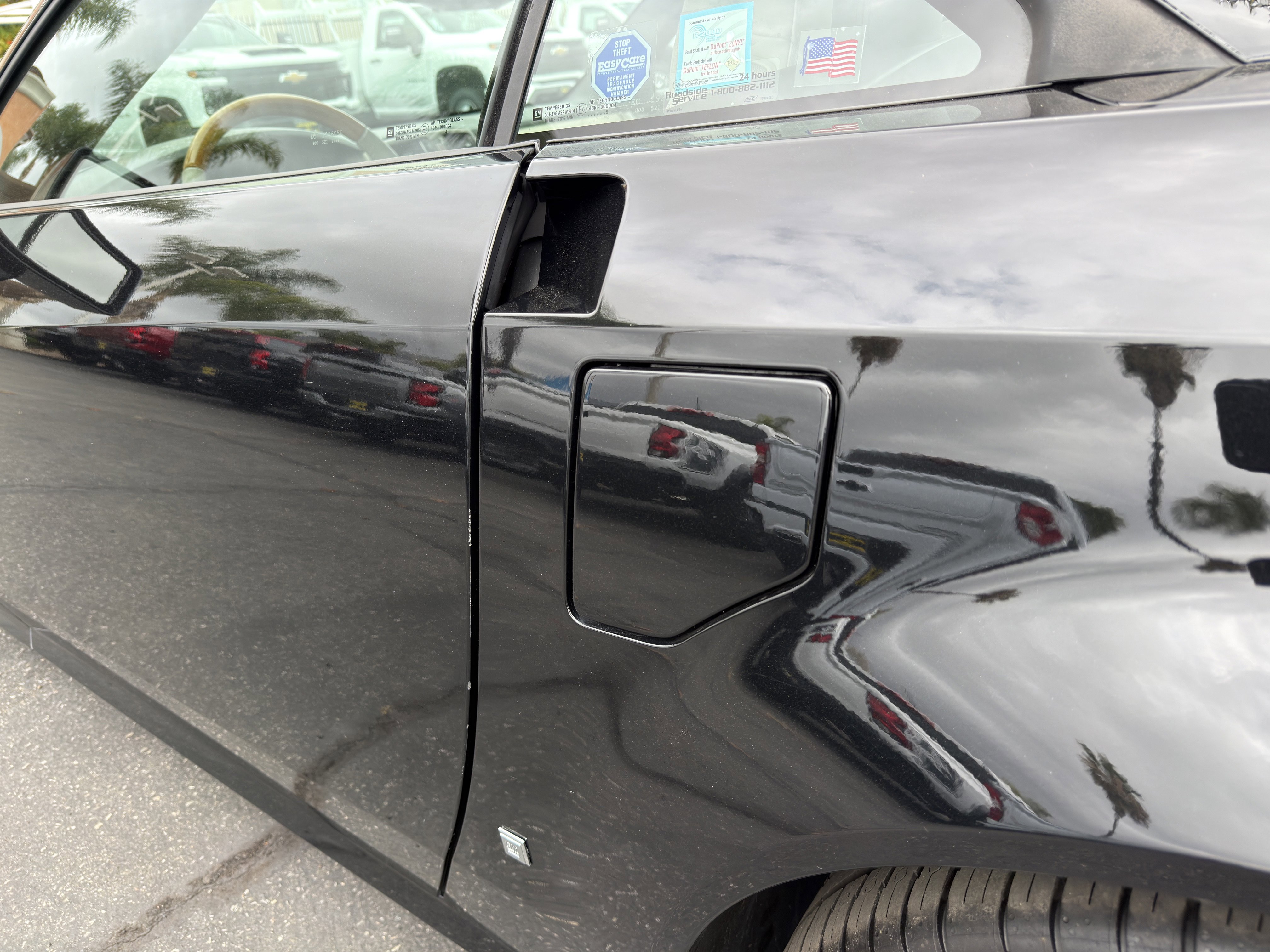 Used 2006 Cadillac XLR RWD image 45