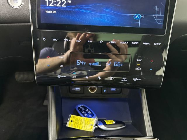 Certified 2023 Hyundai Tucson Limited FWD image 23