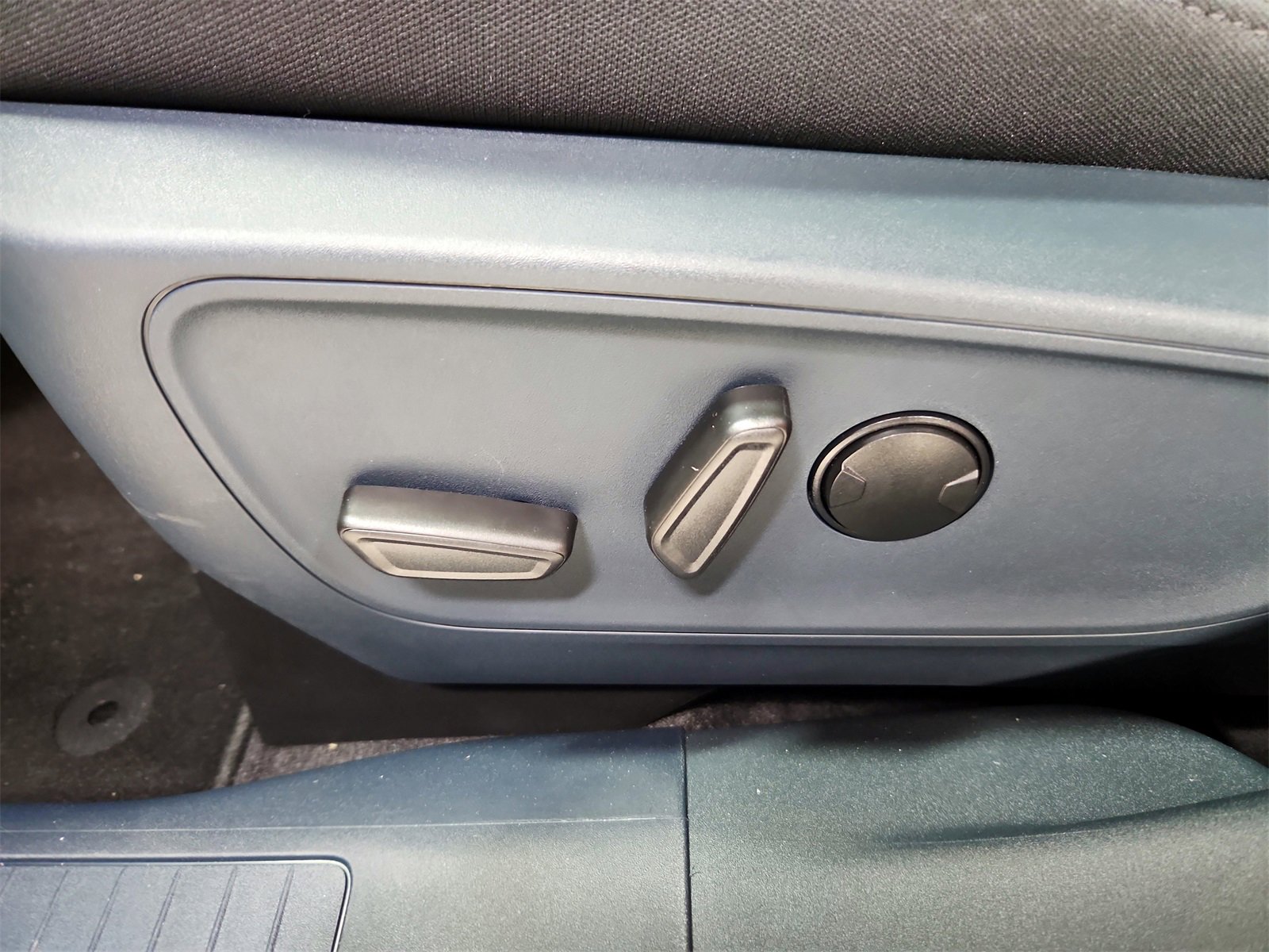 New 2025 Ford Maverick XLT w/ XLT Luxury Package image 20