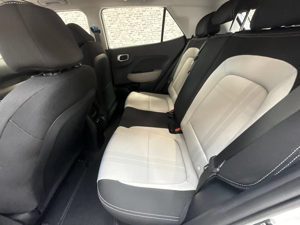 New 2026 Hyundai Venue SEL FWD image 13