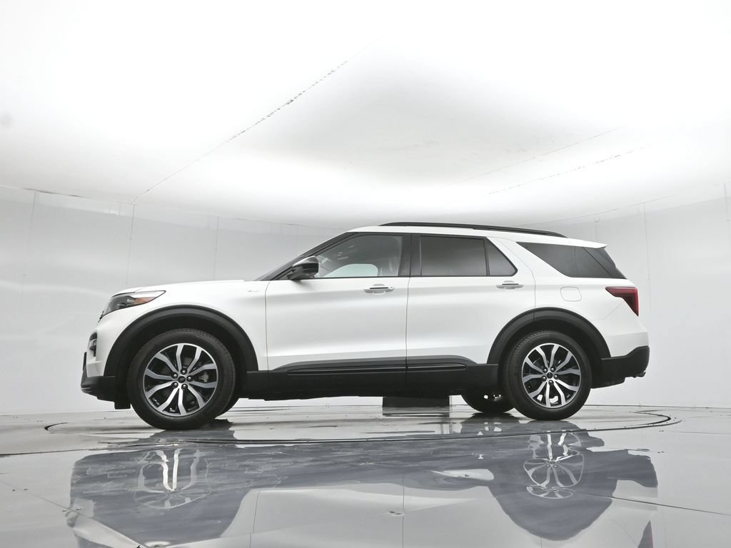 Used 2022 Ford Explorer ST-Line RWD image 58