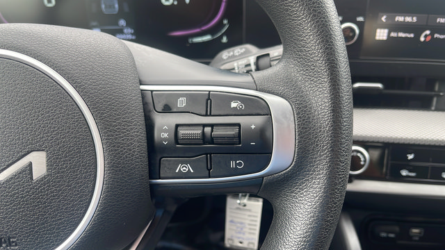 Certified 2023 Kia Sportage LX AWD/4WD image 31