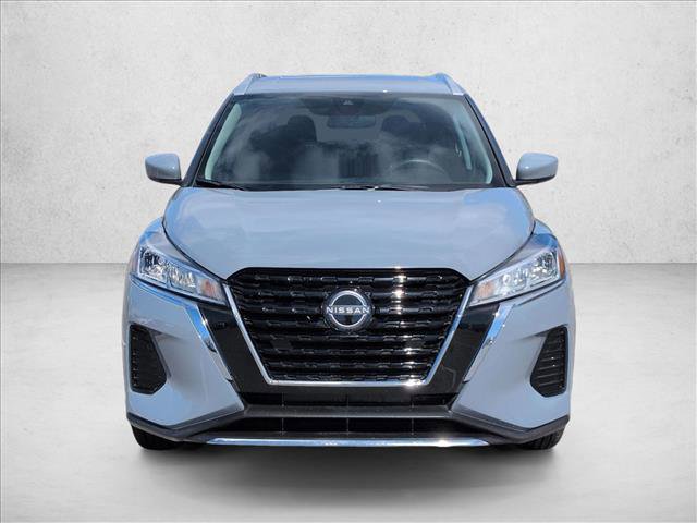 Used 2024 Nissan Kicks SV image 2