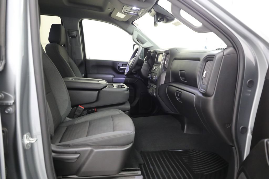 Certified 2025 Chevrolet Silverado 2500 Custom w/ Custom Value Package AWD/4WD image 8