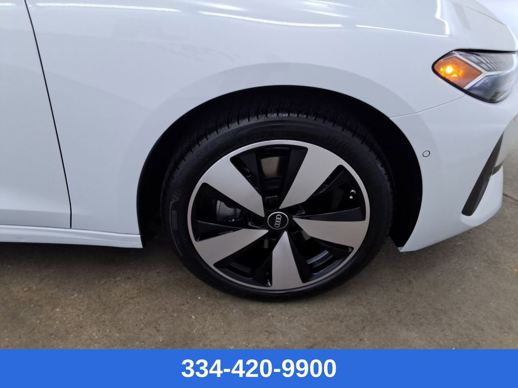 New 2025 Audi A5 2.0T Prestige image 24