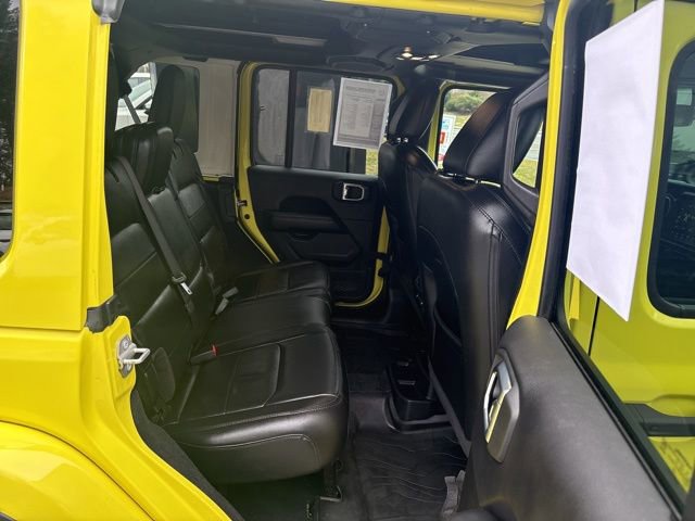 Used 2022 Jeep Wrangler Unlimited Sahara AWD/4WD image 22