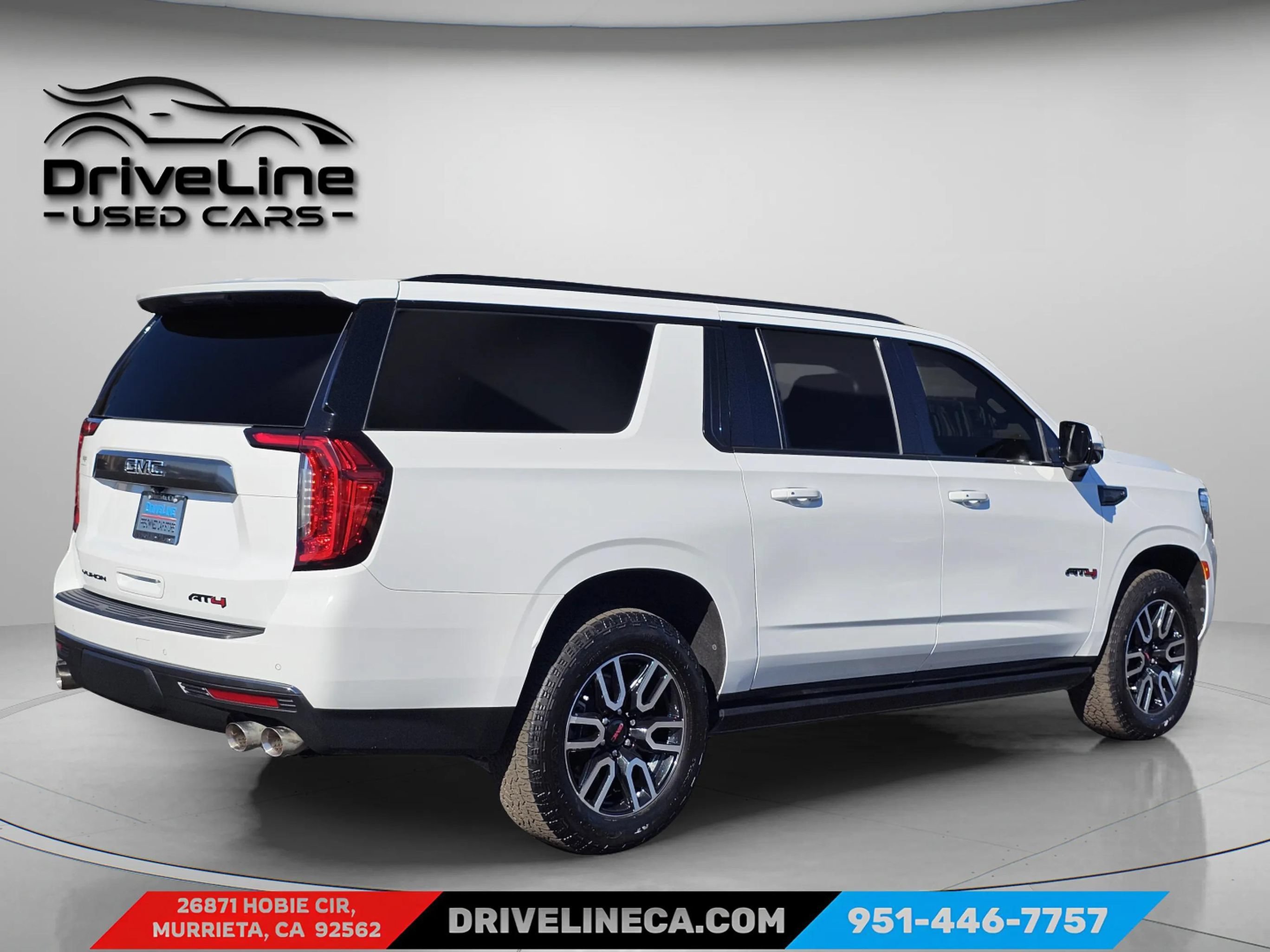 Used 2022 GMC Yukon XL AT4 w/ Technology Package AWD/4WD image 11