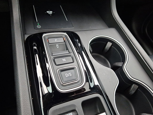 Certified 2025 Honda Pilot Touring image 16