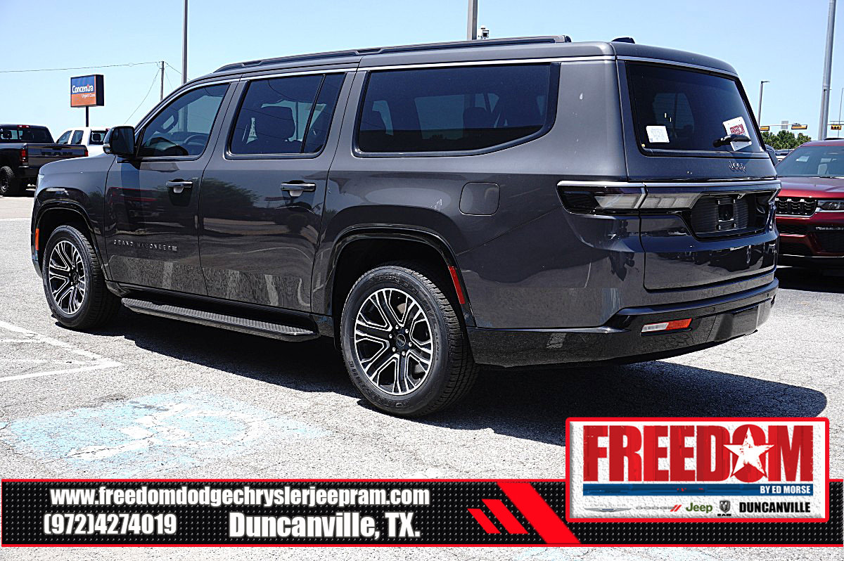 New 2026 Jeep Grand Wagoneer L 2WD w/ Premium Group I image 3