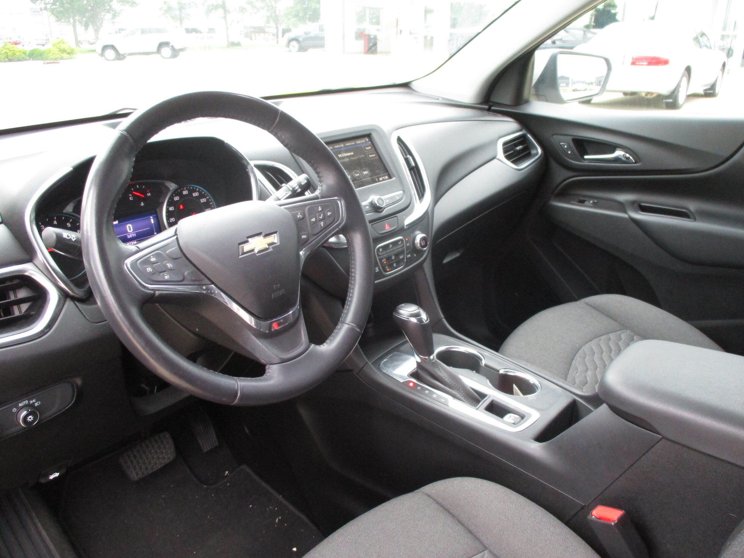 Used 2019 Chevrolet Equinox LT FWD image 8