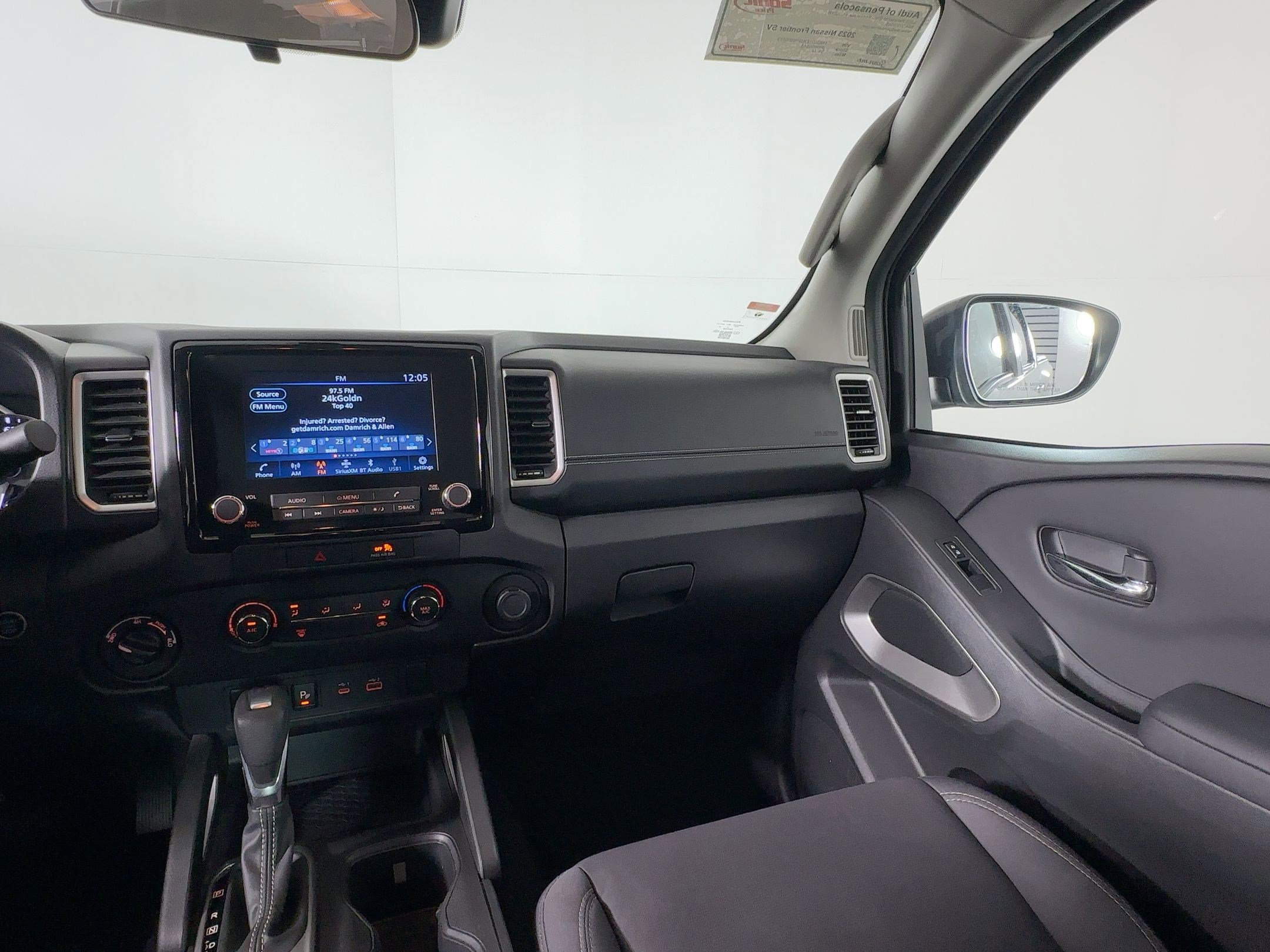 Used 2023 Nissan Frontier SV w/ Technology Package image 27