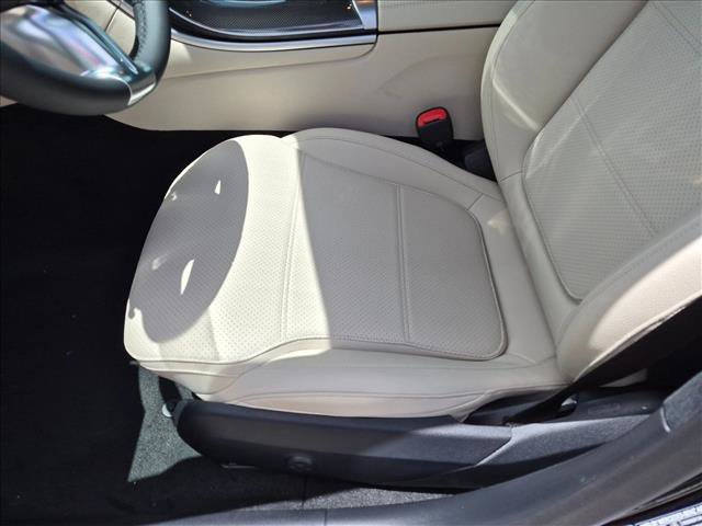 New 2026 Mercedes-Benz C 300 4MATIC Sedan image 4