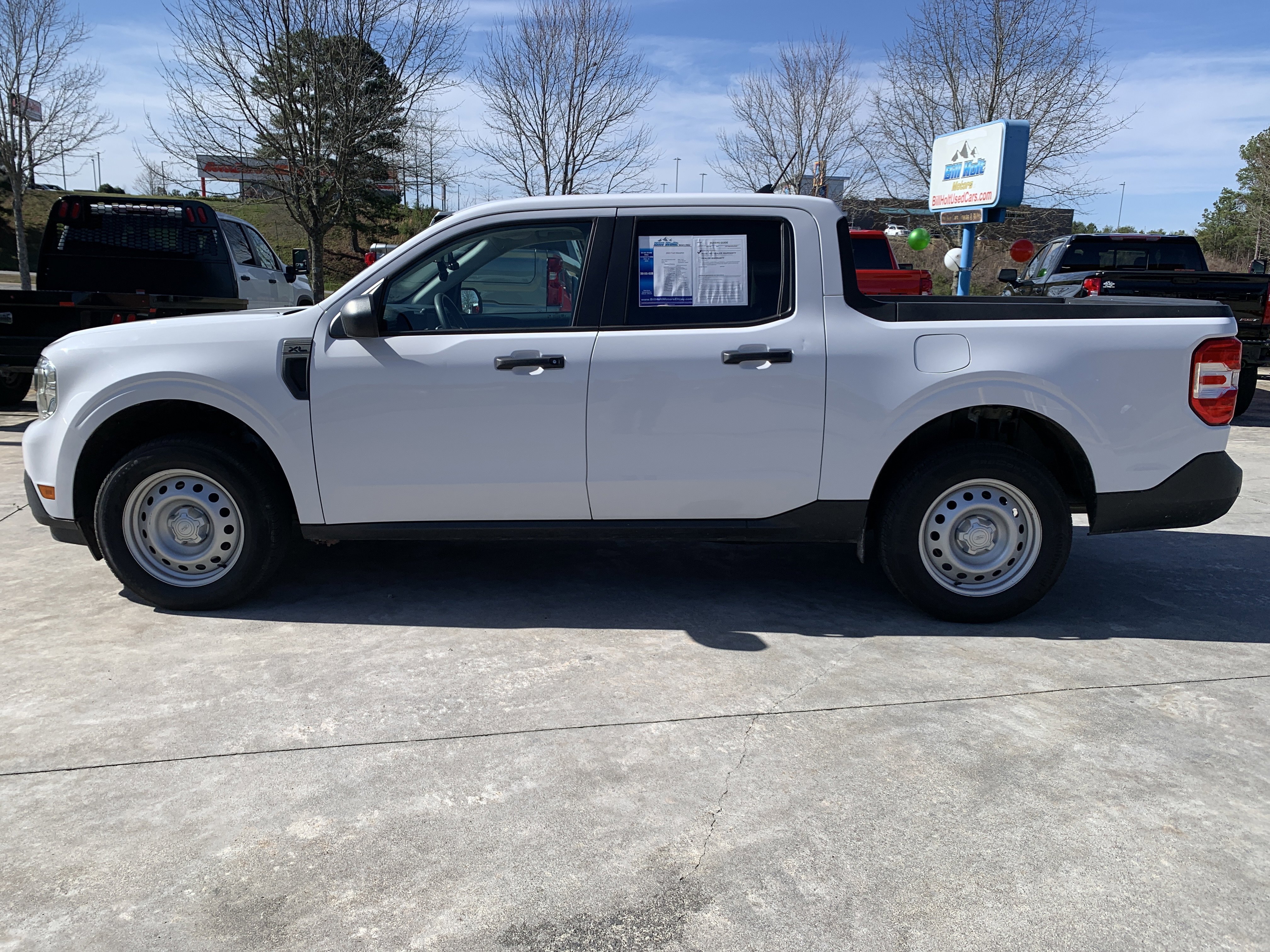 Used 2022 Ford Maverick XL FWD image 6