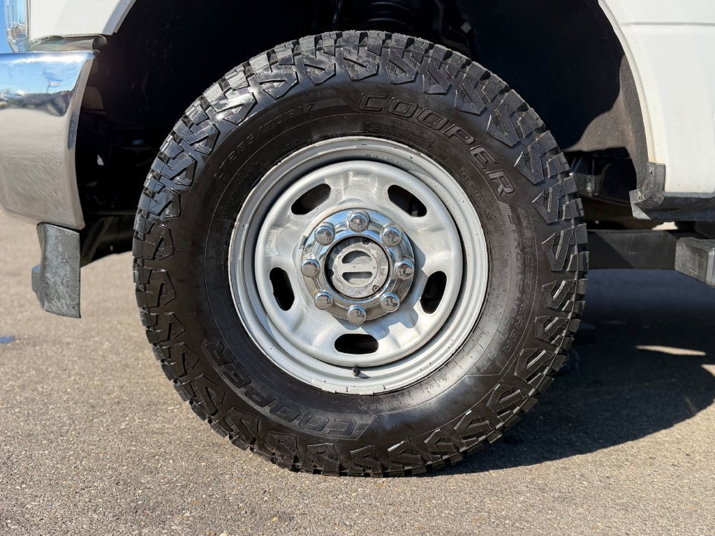 Used 2019 Ford F250 XL w/ Power Equipment Group AWD/4WD image 23