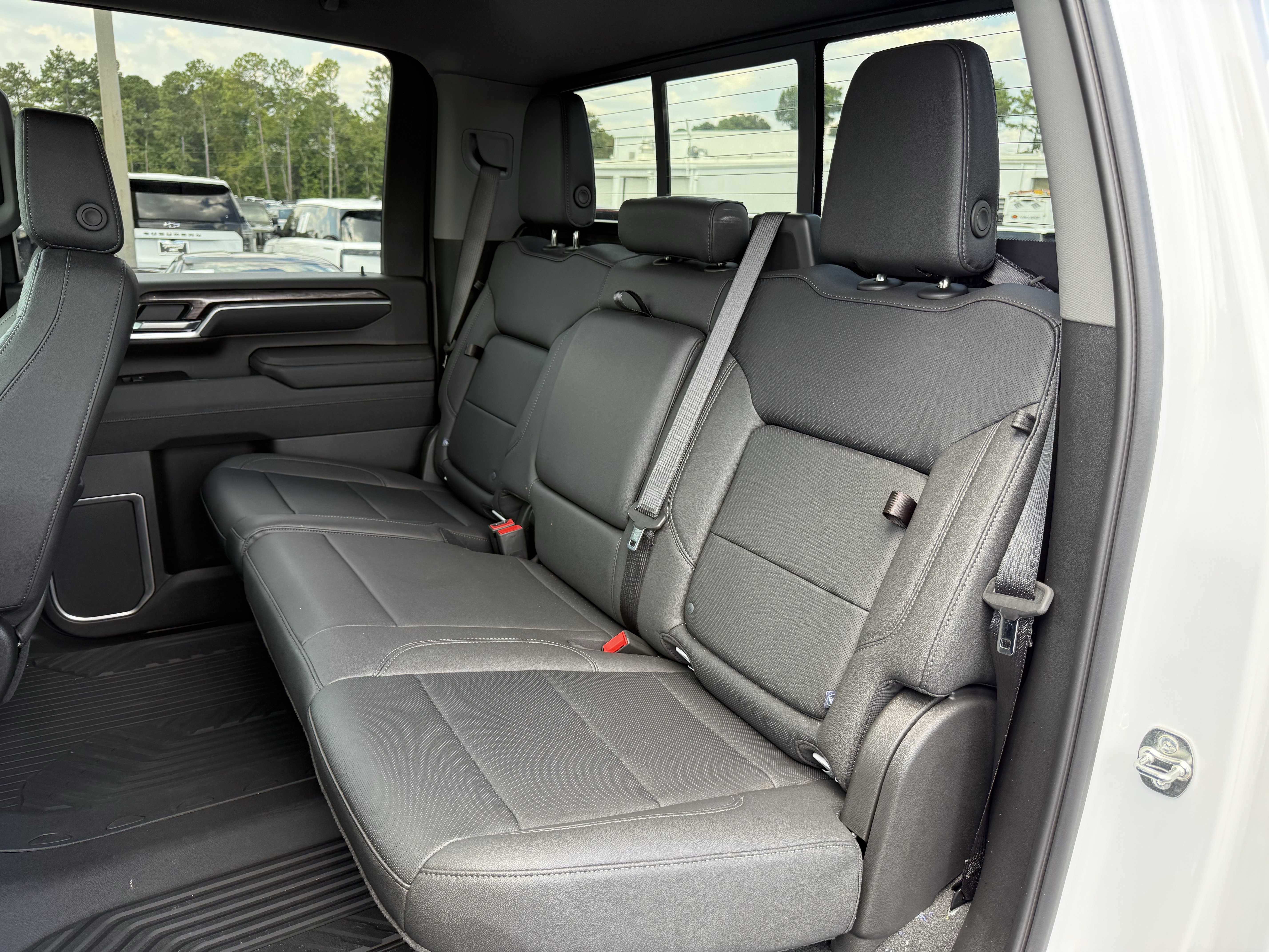 New 2026 Chevrolet Silverado 2500 LTZ w/ LTZ Premium Package AWD/4WD image 35