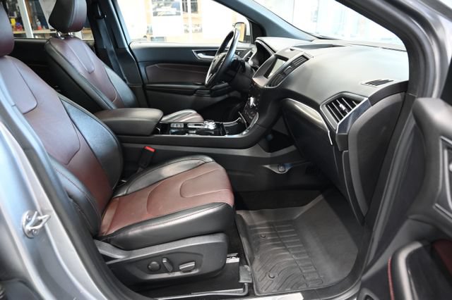 Used 2020 Ford Edge Titanium w/ Equipment Group 301A AWD/4WD image 10