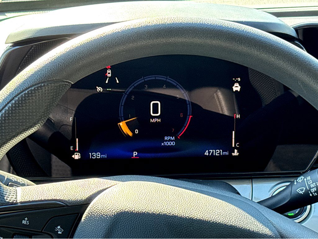Used 2024 Chevrolet Trax LT FWD image 5